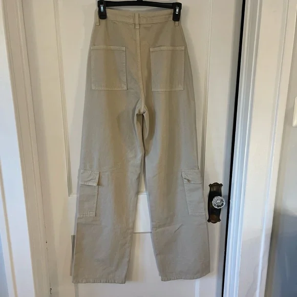 PrettyLittleThing Cream Cargo Pants - Picture 4 of 9